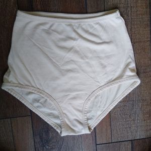 ARQ Cream High Rise Undies